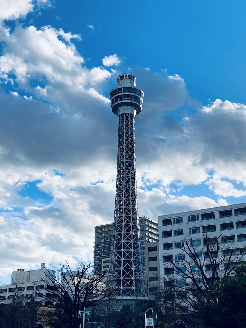 横浜マリンタワー 1