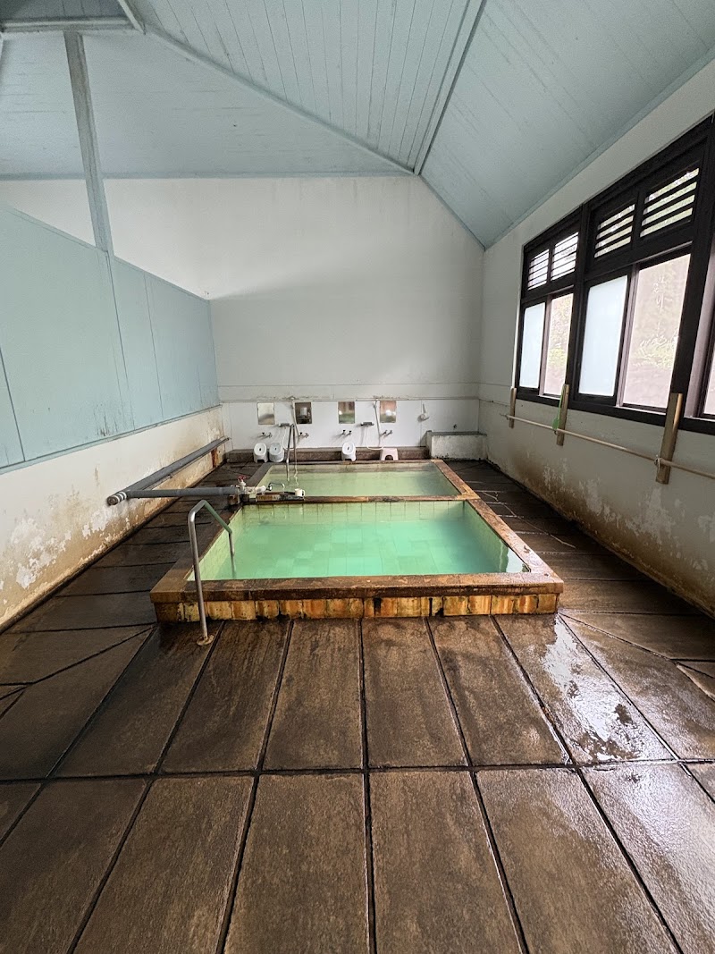 おたっしゃん湯(脇浜温泉浴場)本館 1